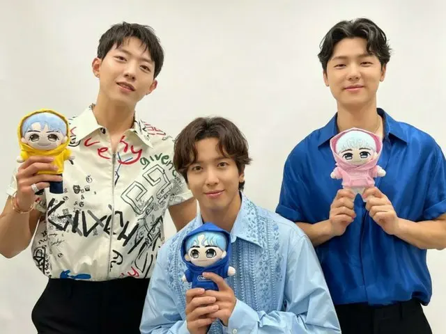 「CNBLUE」、あたたかい笑顔で公演終了後のあいさつ…”さいこう”