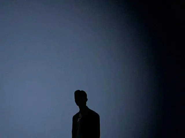 俳優パク・ソジュン、シルエットだけでもカッコいい…あふれるオーラ