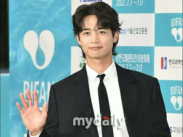 【フォト】「SHINee」ミンホ、“今日は映画俳優チェ・ミンホ”…「第26回プチョン（富川）国際ファンタスティック映画祭」開幕レッドカーペット