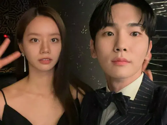 「SHINee」KEY（キー）、ヘリ（Girl’s Day）と一緒に「青龍シリーズアワード」のプレゼンターとして参加