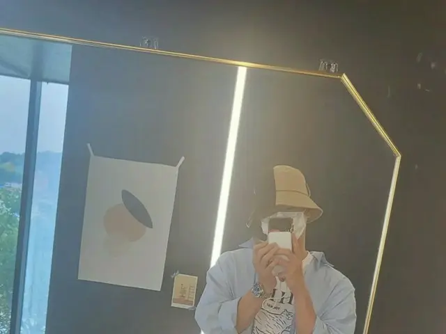 ソ・イングク、帽子を目深にかぶってもイケメンはイケメン…”ウルサン（蔚山）バイバイ、しょっちゅう来るから!!”