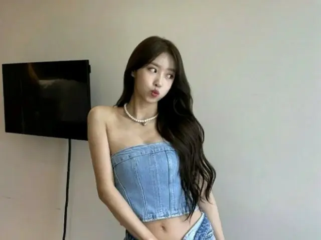 イ・ミジュ（元LOVELYZ）、破格的なセクシー衣装で視線集中
