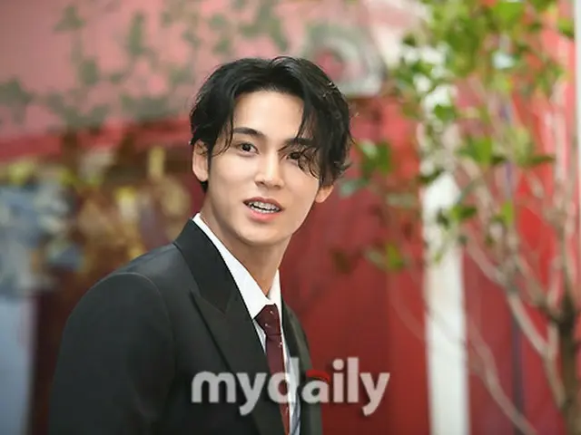 【フォト】「SEVENTEEN」ミンギュ、“僕を呼びました?”…シャネルのイベントに参加