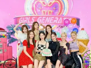 「少女時代」ユナ、うれしい完全体写真を公開…15周年なのに新人と言っても信じそうな妖精ビジュアル