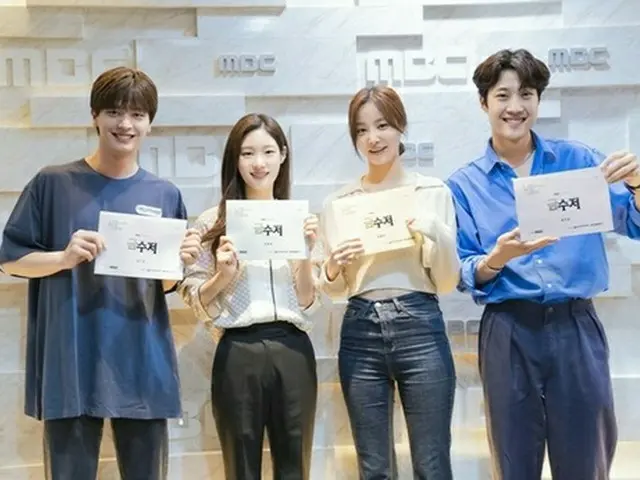 「BTOB」ソンジェ＆「DIA」チェヨンなど出演の新ドラマ「金のさじ」、台本読み合わせ現場を公開!!