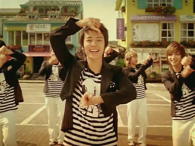 「SUPER JUNIOR」、「H.O.T.」の「Happiness」をカバーした2007年のMVのリマスター版MVを公開!!（動画あり）