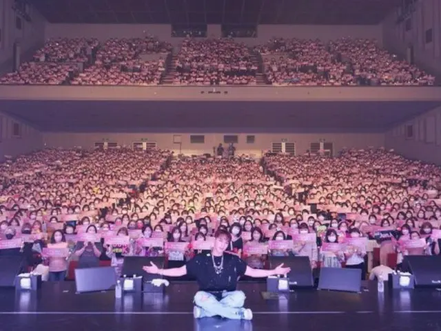 「2PM」Jun.K、日本ソロファンミを終えて感激のあいさつ…”本当に幸せだった時間”