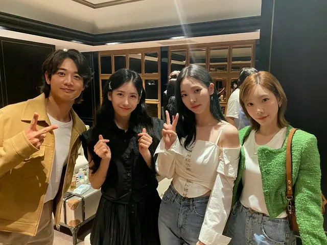 子役俳優パク・ミンハ、「少女時代」テヨン＆「SHINee」ミンホ＆「aespa」カリナから「2PM」ジュノ＆チャンソンまで「共助2」のVIP試写会でパチリ