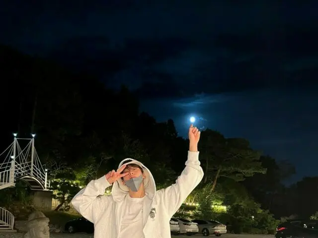 「ASTRO」チャウヌ、とびっきりキュートな魅力で秋夕のあいさつ…“楽しい秋夕を”