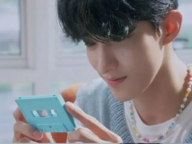 「SEVENTEEN」DK（ドギョム）、「DAY6」ウォンピルの「A journey」をカバー映像公開…パステルカラーでさわやかな魅力（動画あり）
