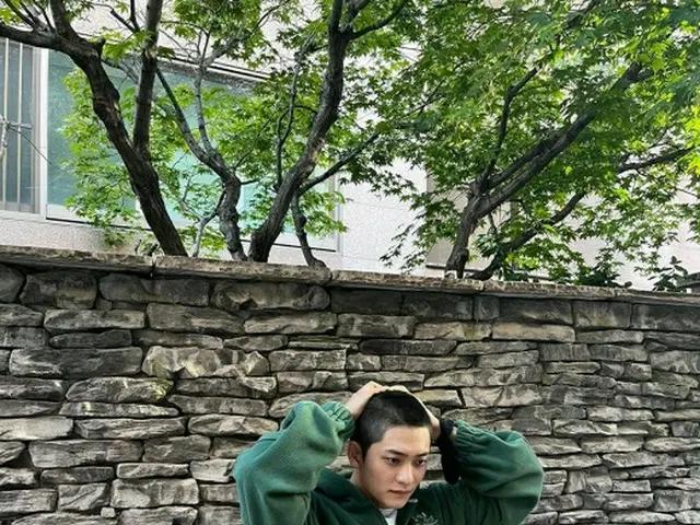 俳優カン・テオ、本日（20日）「ウ・ヨンウ」シンドロームを残して現役入隊… 「元気に行ってきます」