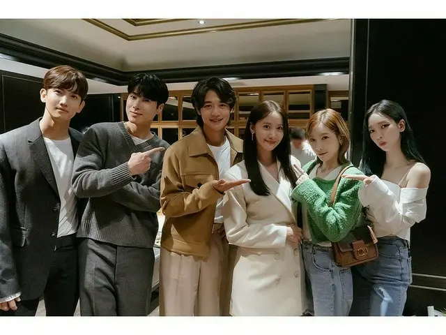 「東方神起」ユンホ-チャンミン＆「SHINee」ミンホ＆「少女時代」ユナ-テヨン＆「aespa」カリナ、SMビジュアルたちが勢ぞろい…「共助2：インターナショナル」VIP試写会