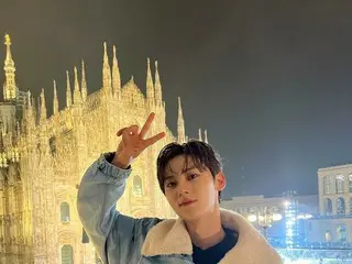 「NU’EST」出身ミンヒョン、ミラノ大聖堂をバックに輝く王子様ビジュアル