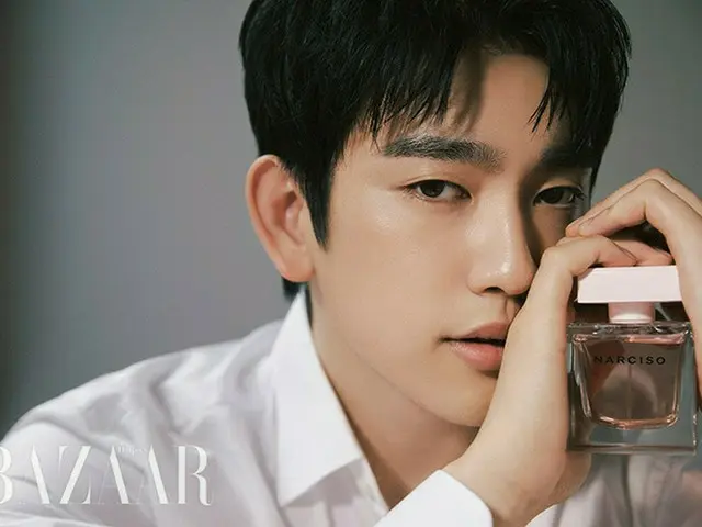 「GOT7」ジニョン、香水グラビア公開…純粋さ VS セクシーさ