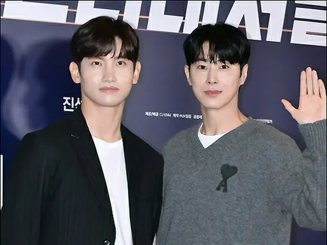 「東方神起」、ナムグン・ミン＆チン・アルムの結婚式を歌でお祝い