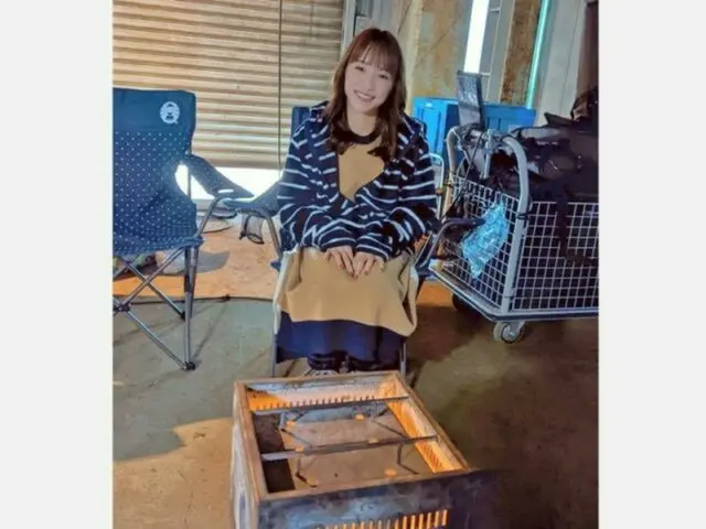 『親愛なる僕へ殺意をこめて』川栄李奈、ストーブで暖をとる姿が可愛すぎると話題