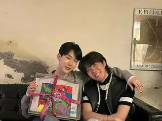 「2AM」チョ・グォン×J-HOPE、とても仲睦まじく認証ショット…「親切なチョン・ホソク君」