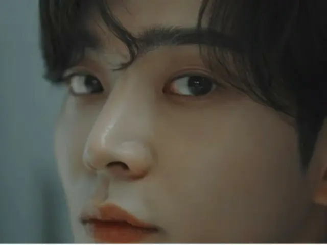 ロウン（SF9）、思わず見惚れるホットなビジュアル…“光そのもの”（動画あり）