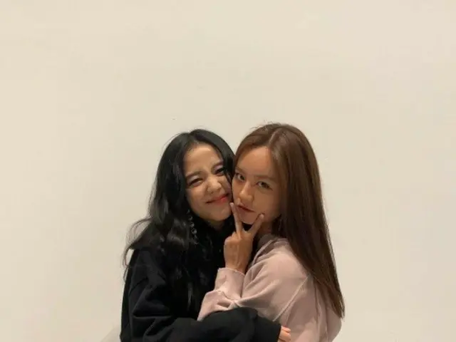 ヘリ、「BLACKPINK」ジスとこんなに仲良かったの？…「愛してる」