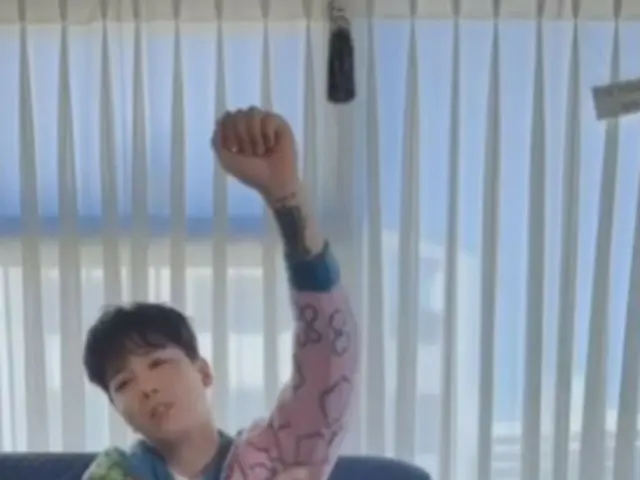 「FTISLAND」イ・ホンギ、セルフ脇マッサージ「むくみ取れるって本当？」