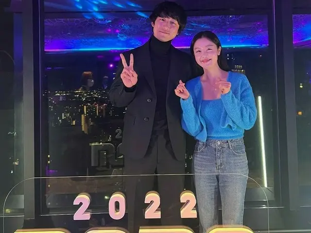 元「Secret」ハン・ソナ、坂口健太郎との仲睦まじいツーショット