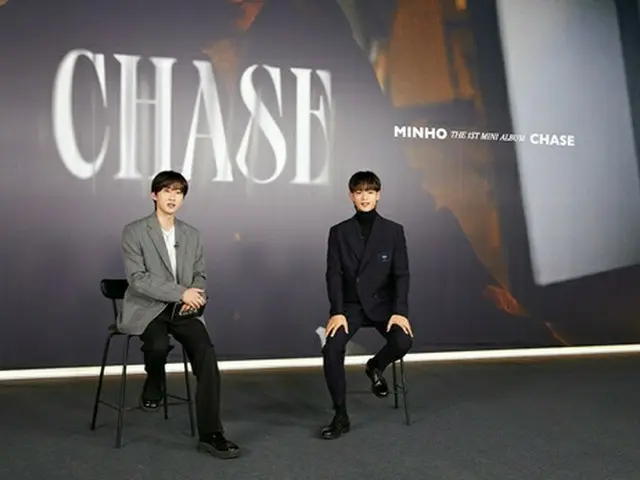 【フォト】「SHINee」ミンホ、1stソロアルバム「CHASE」発売記念記者懇談会を開催…「SUPER JUNIOR」ウニョクがMCでサポート
