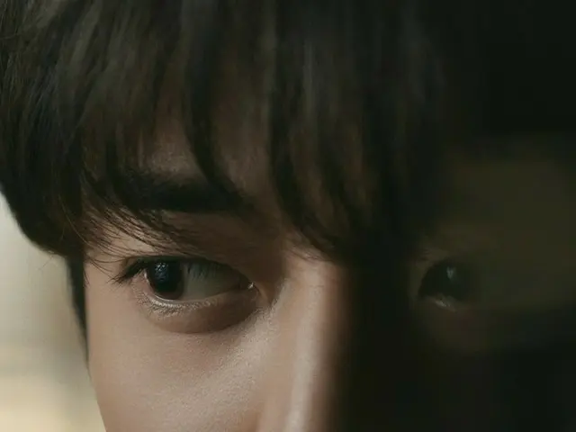 「SHINee」ミンホ、1stソロアルバム「CHASE」のタイトル曲「Chase」のMVのスケッチフォトを公開!!…感性的な雰囲気