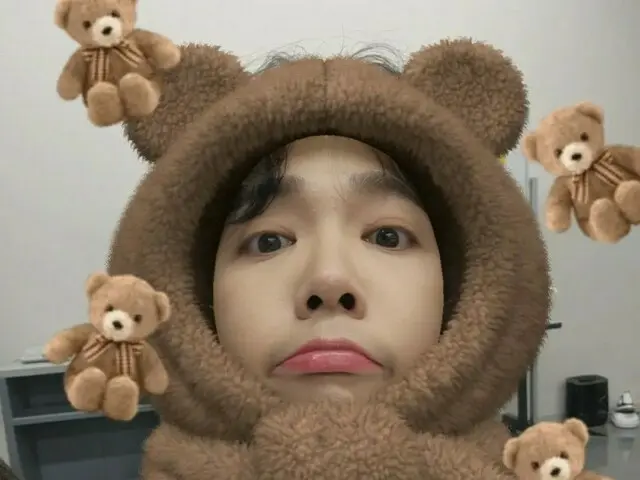 FTISLANDイ・ホンギ、クマの帽子とマフラーでキュートな魅力