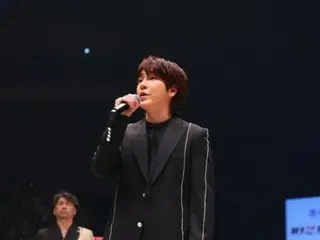 「SUPERNOVA（超新星）」ユナク、日本総合格闘技大会で韓国代表として国歌斉唱
