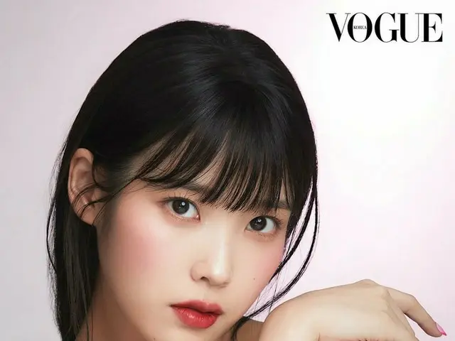 IU（アイユー）、グラビア公開…キラキラな妖精美貌
