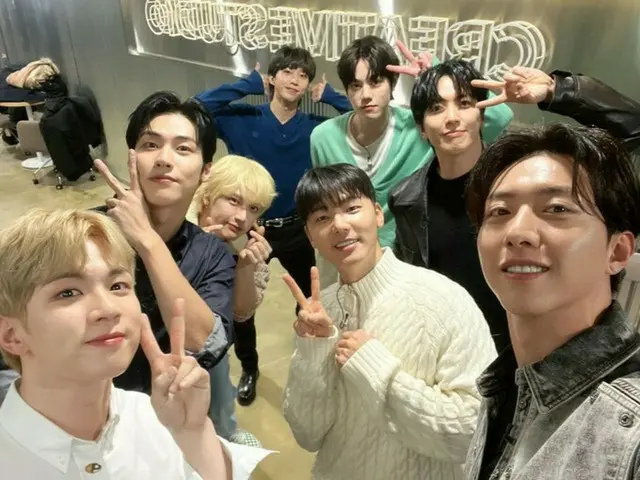「CNBLUE」イ・ジョンシン、ジョン・ヨンファ＆カン・ミンヒョク＆「N.Flying」との団体ショット公開 ”お疲れ様❤”