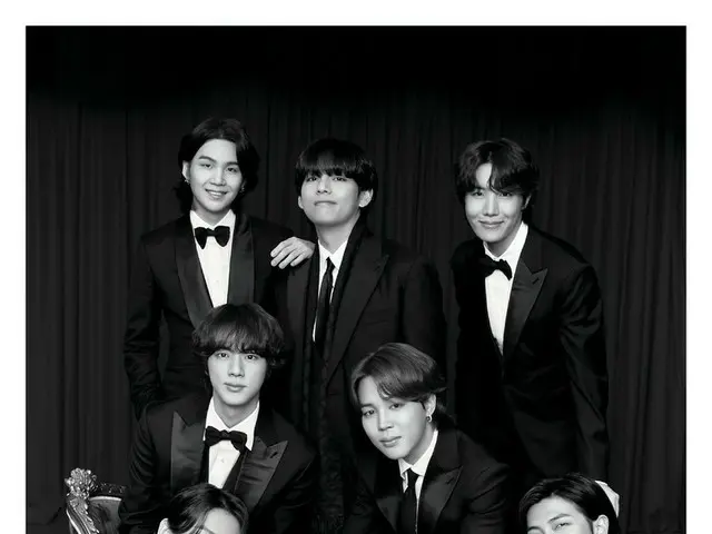 BTS最新写真集『2022 THE FACT BTS PHOTOBOOK SPECIAL EDITION』前回大反響をいただいた写真集の2022年最新版が2023年3月下旬発売決定！日本国内予約受付を開始しました！