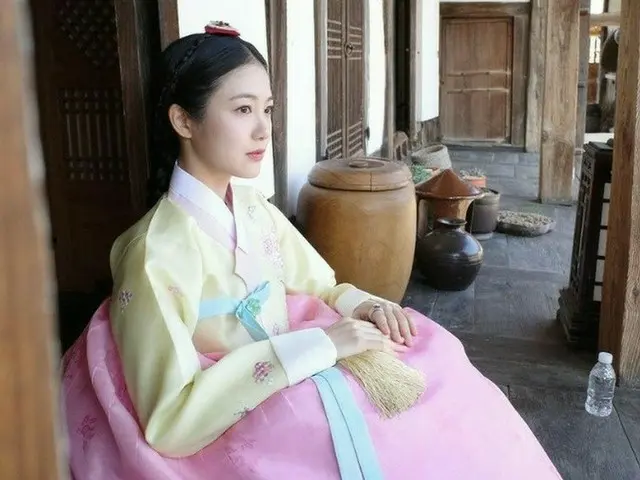 女優シン・イェウン、良妻賢母のような華麗な韓服姿