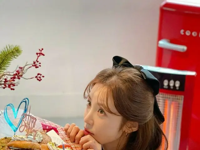 「Secret」出身チョン・ヒョソン、パーティー料理を前に可愛さ爆発