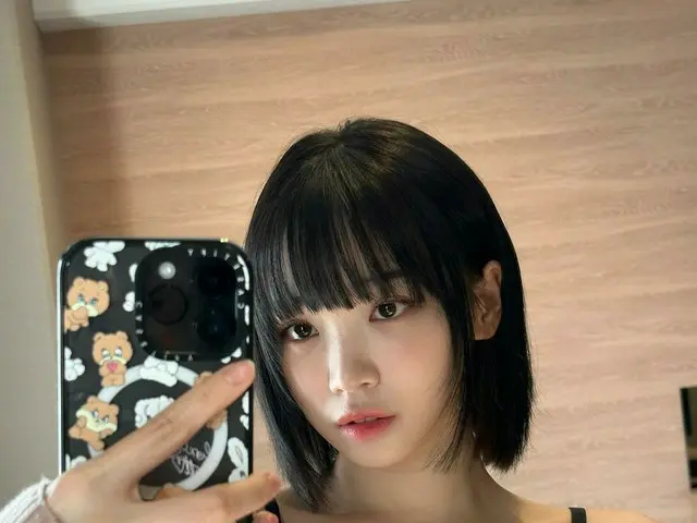 「LE SSERAFIM」キム・チェウォン、ボブヘアーでワナビービジュアル