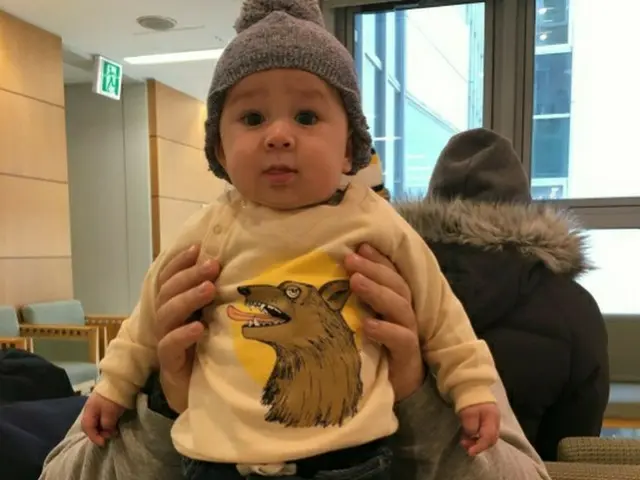セム・ヘミントンの息子ウィリアムくん、冬ファッションも可愛い！