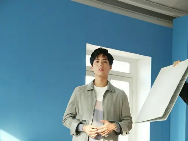 俳優パク・ボゴム、自然体のグラビア写真Bカットが公開される！