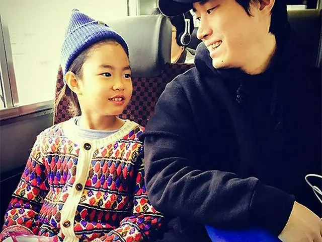 「Epik High」Tabloの娘ハルちゃんが見違えるほどお姉さんに成長しています！