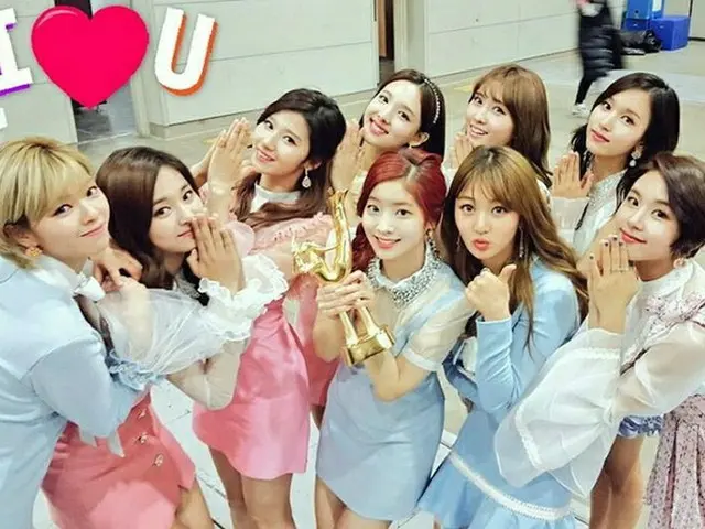 「TWICE」3月音源チャートも人気爆発・・・月間チャート1位を独占！