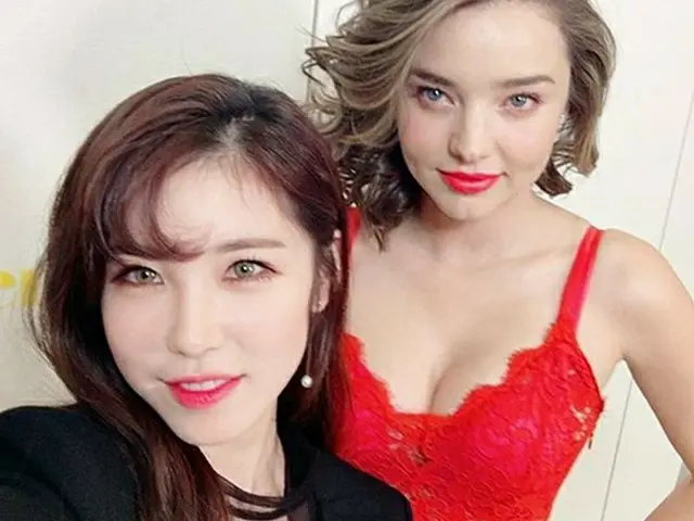 「Secret」チョン・ヒョソンとミランダ・カーが出会う♪セクシーの競演♡