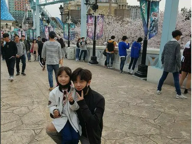 「被告人」キム・ミンソク、ドラマ終了後も子役シン・リナちゃんと仲良くお出かけ～！