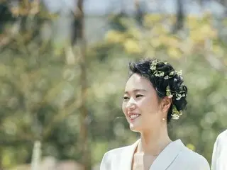 女優ユン・ジンソ、済州島の自宅でガーデンウェディング♪幸せいっぱいの姿を公開♡