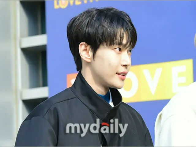 「NCT 127」ドヨン、ラジオ番組で“兄コンミョンの除隊まで2ヶ月残った…面会に行ったことがない”と語る