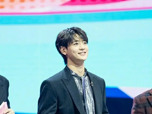 「SHINee」ミンホ、「両足でチケッティング」から「ウェブトゥーンシンガー」続けてウェブバラエティに出撃