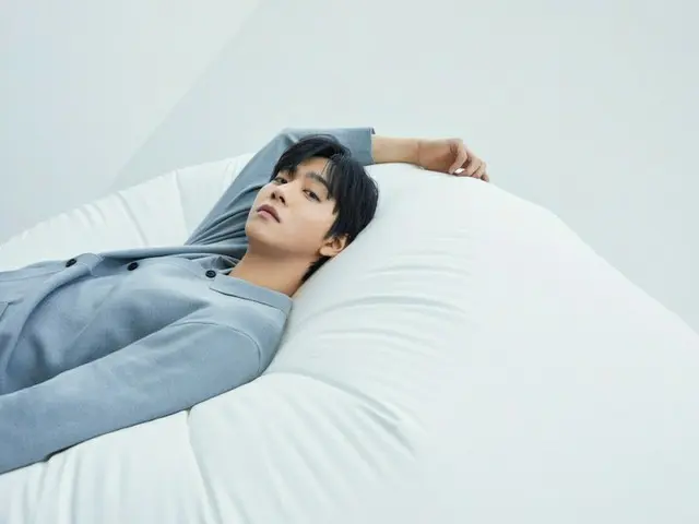 アン・ヒョソプ、魅惑的な眼差し…グラビアで清涼な少年美発散