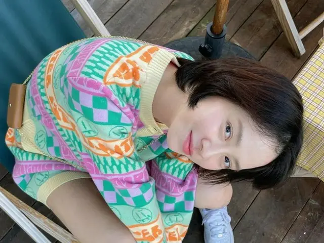 女優ソン・ジヒョ、春の到来？！…爽やかな美貌を披露