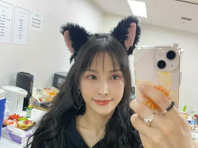 「KARA」パク・ギュリ、かわいい猫耳つけて“ニャー”…女神美貌発散