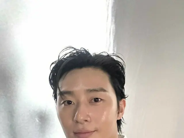 俳優パク・ソジュン、「BLACKPINK」ジェニーや台湾女優グイ・ルンメイとのツーショットを公開