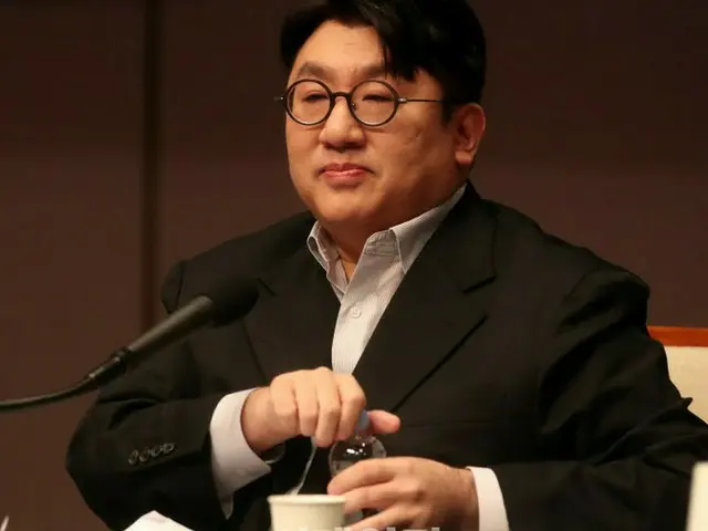 HYBEパン・シヒョク議長、「BTS（防弾少年団）」の軍入隊や除隊後の再契約について語る