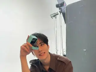 「MONSTA X」ミニョク、MONBEBEにプロポーズ?!…指輪を持った王子様